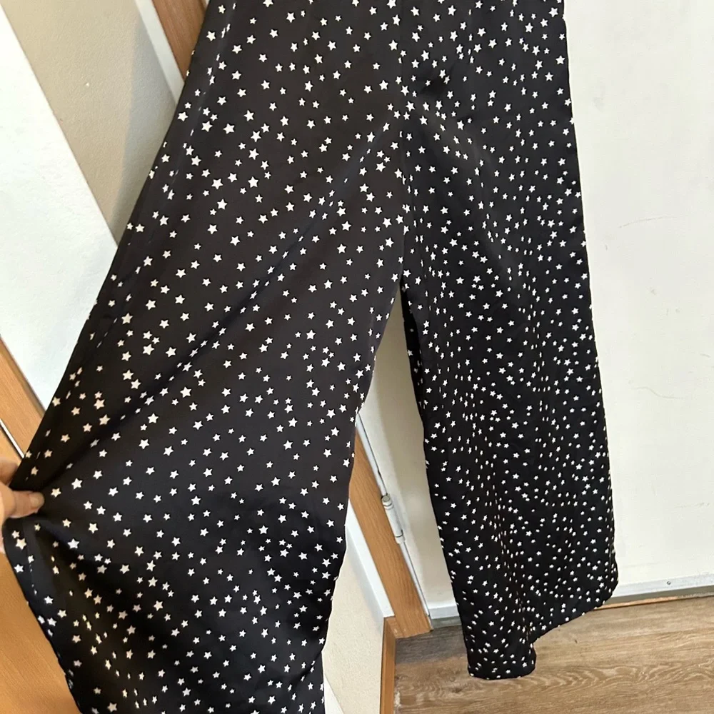 NWT Nasty Gal Novelty Star Black & White Jumpsuit Size 6 - Picture 7 of 14